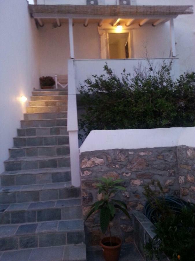 Affittacamere Hydra Memories House Esterno foto